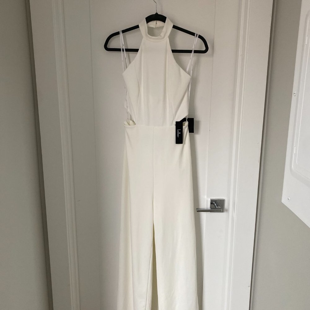 Elegant Jumpsuit - Picture 2 of 5